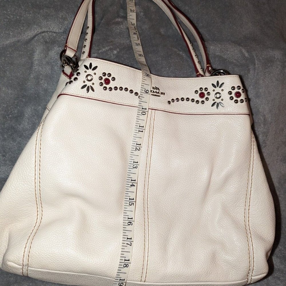 COACH STUDDED LEXI PEBBLE LEATHER SHOULDER BAG WHITE MULTI COLOR STUDS RARE EUC